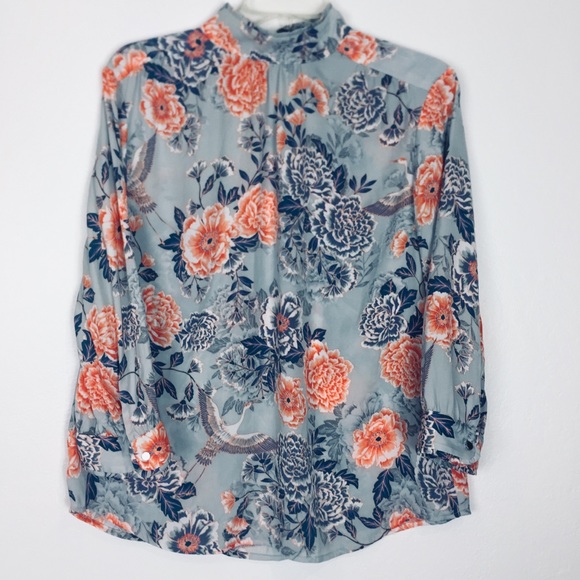 Banana Republic Factory Tops - Banana republic floral crane blouse sz M